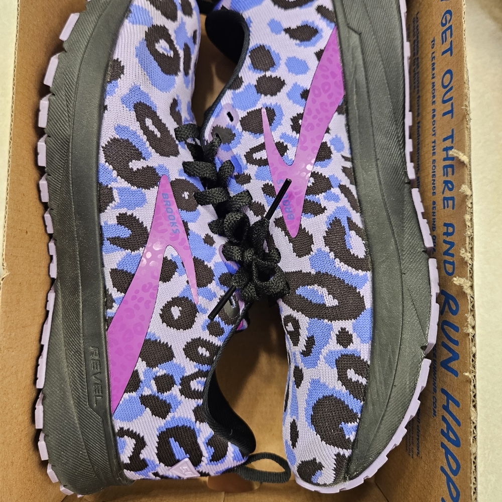 Brooks Revel 5 Women's Sneakers Purple /Black Cheetah Print Sz 7.5